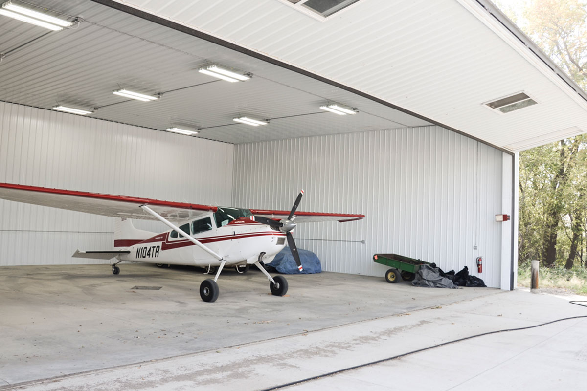 Airport Terminal & Aviation Facility Roofing in Memphis, TN