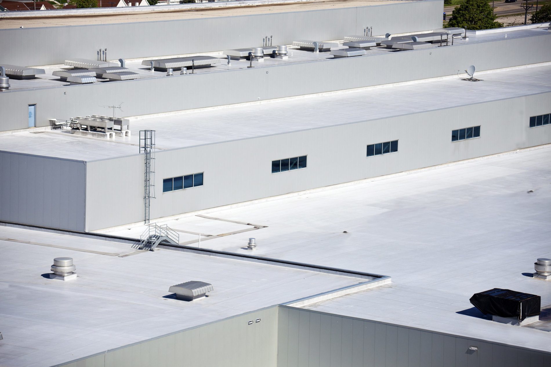 Manufacturing Facility Roofing in Memphis, TN