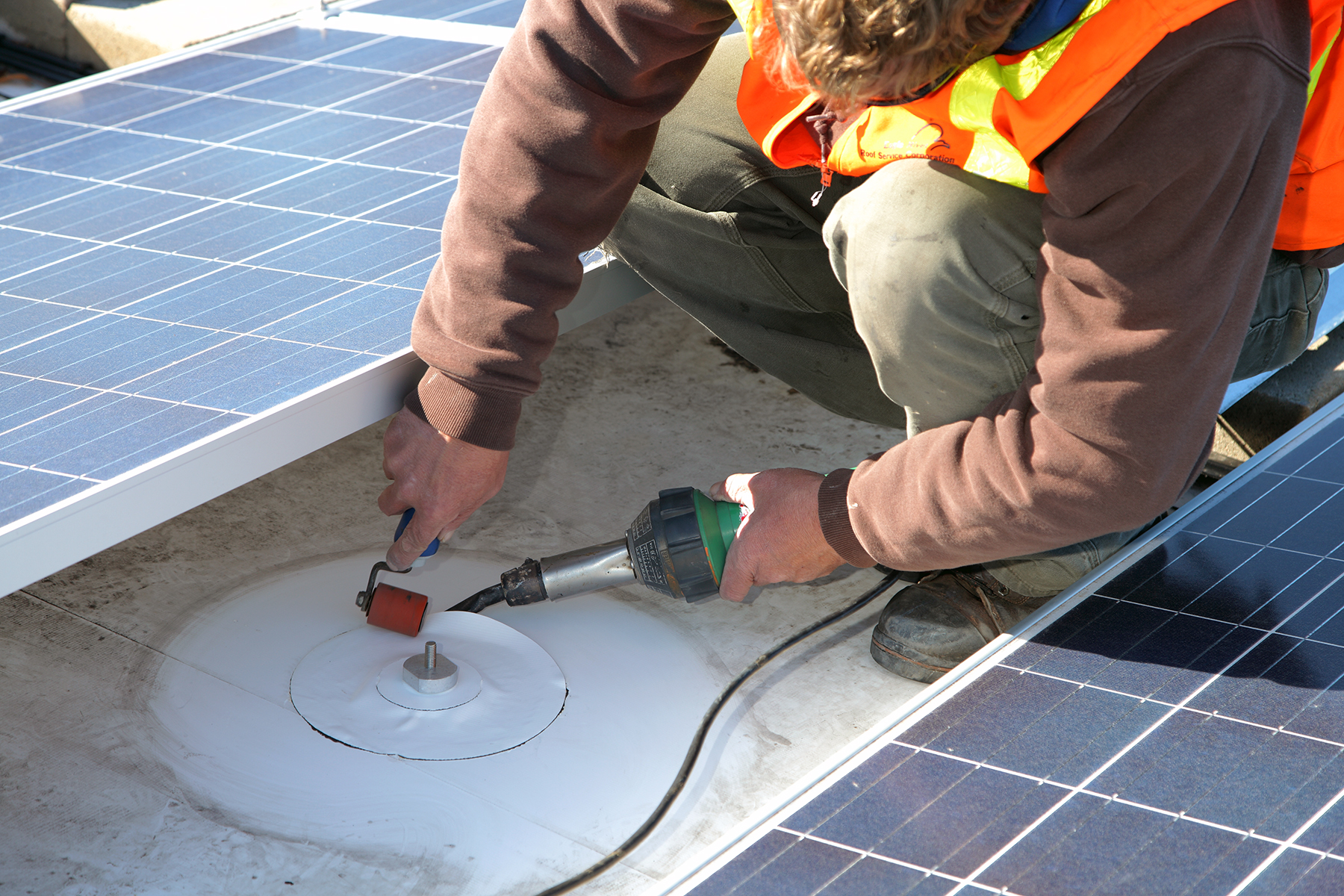 Solar-Ready Commercial Roofing & PV Integration in Memphis, TN