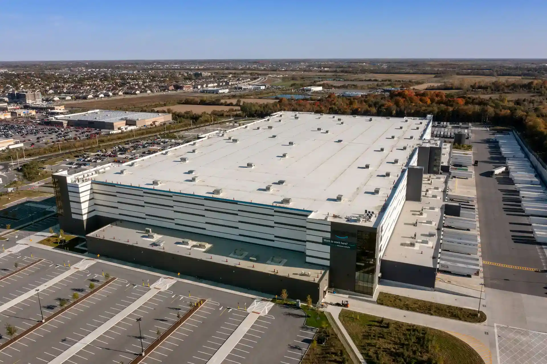 Warehouse and Distribution Center Roofing in Memphis, TN